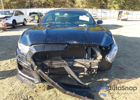 2015 Ford Mustang V6 из США, поврежденный, VIN 1FATP8EM0F5374368